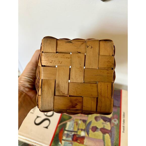 Primitive Antique Basket | Cottagecore Basket |1930's Basket, Signed - Picture 6 of 7